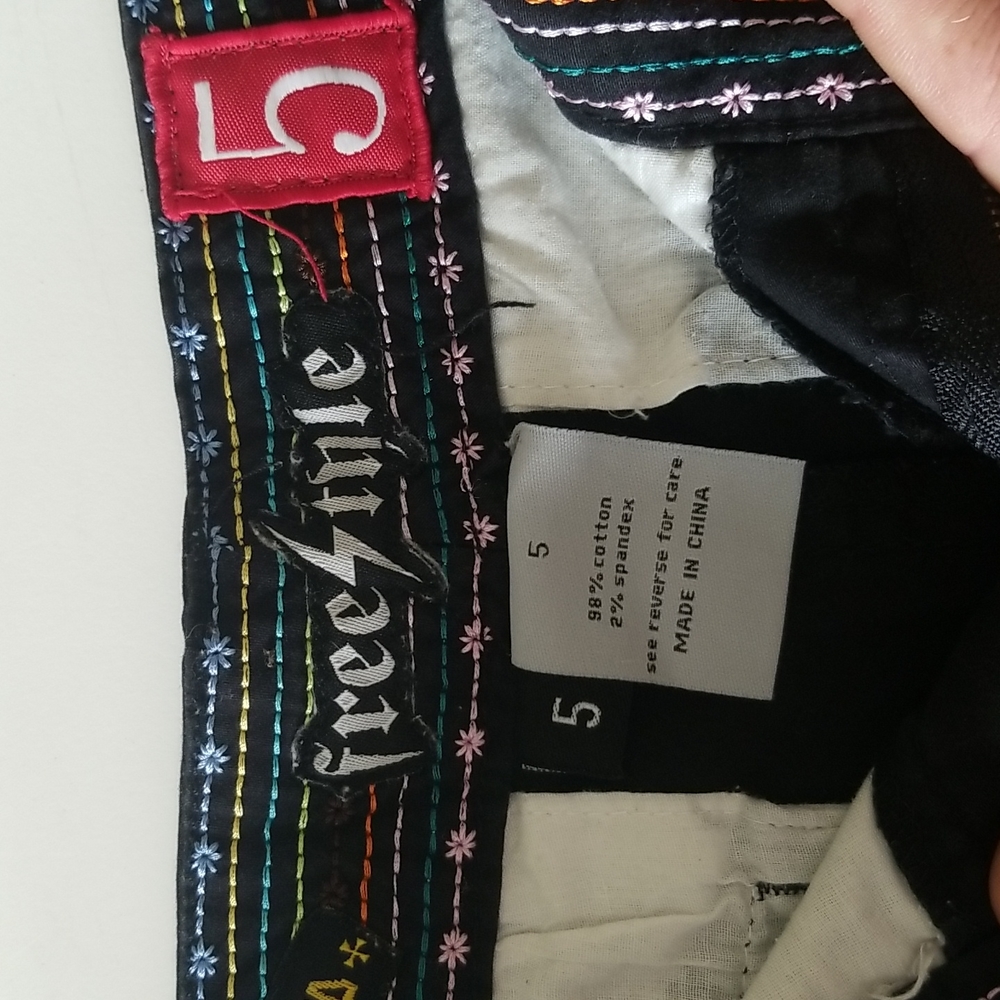 Black Freestyle size shorts
